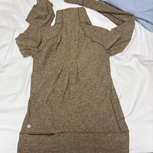 lululemon  pullover